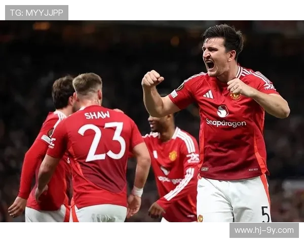 红魔曼联足球装备全面解析 球迷必知的历史与发展全景回顾